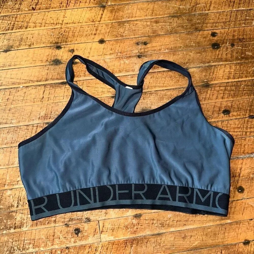 Under Armour gray & black racerback Athleisure sports bra